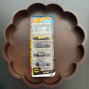 Hot Wheels ~ Batman Set 5 Pack (JBJ76)